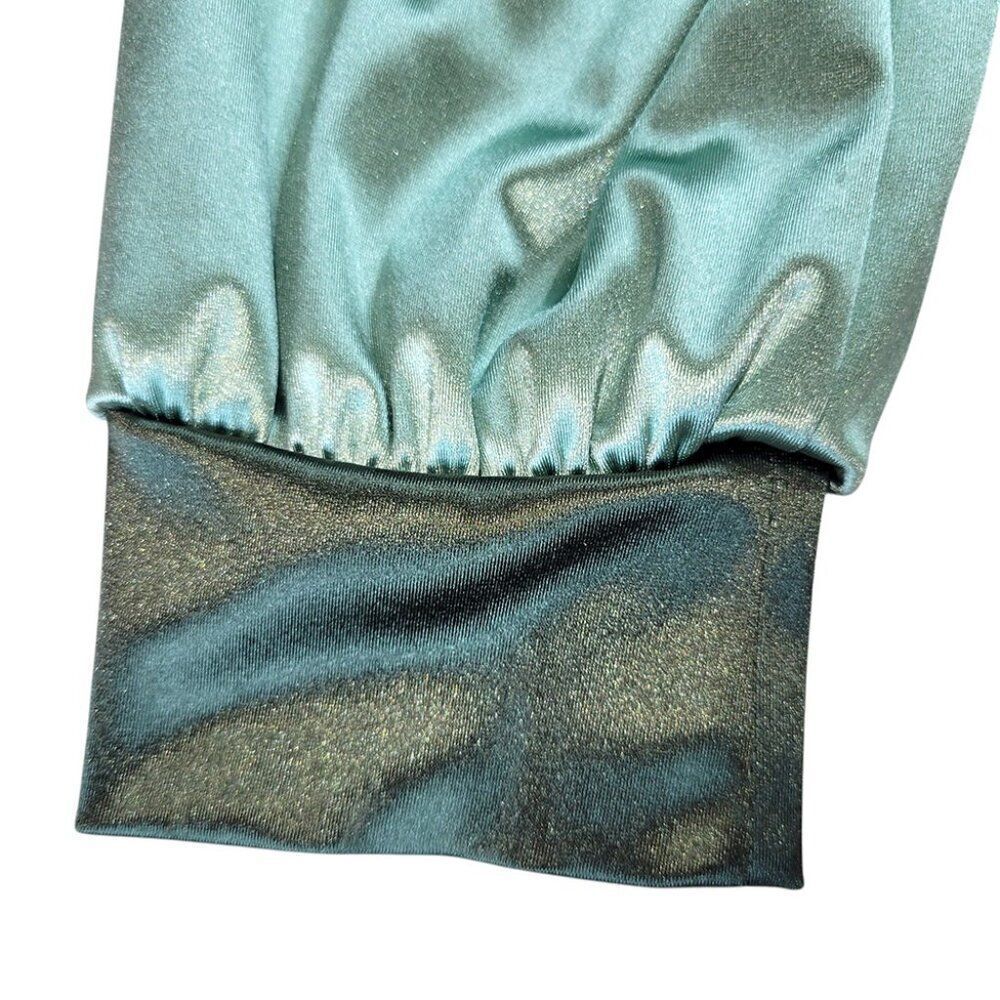 Green jeweled 2-tone long sleeves shiny panel shirt - Picture 9 of 12